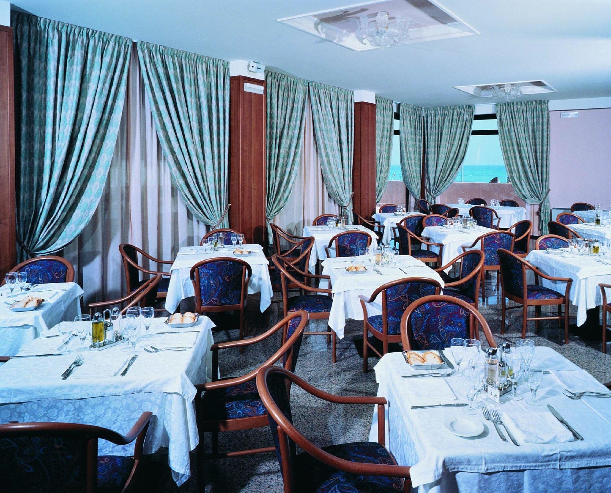 Hotel Rossini Pesaro Ristorante foto