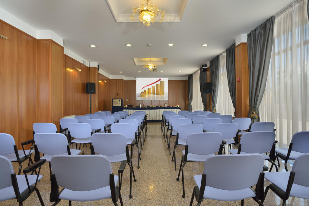 Hotel Rossini Pesaro Esterno foto