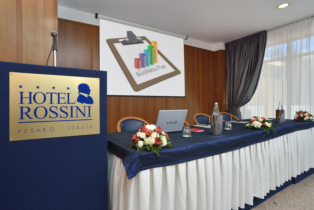 Hotel Rossini Pesaro Esterno foto