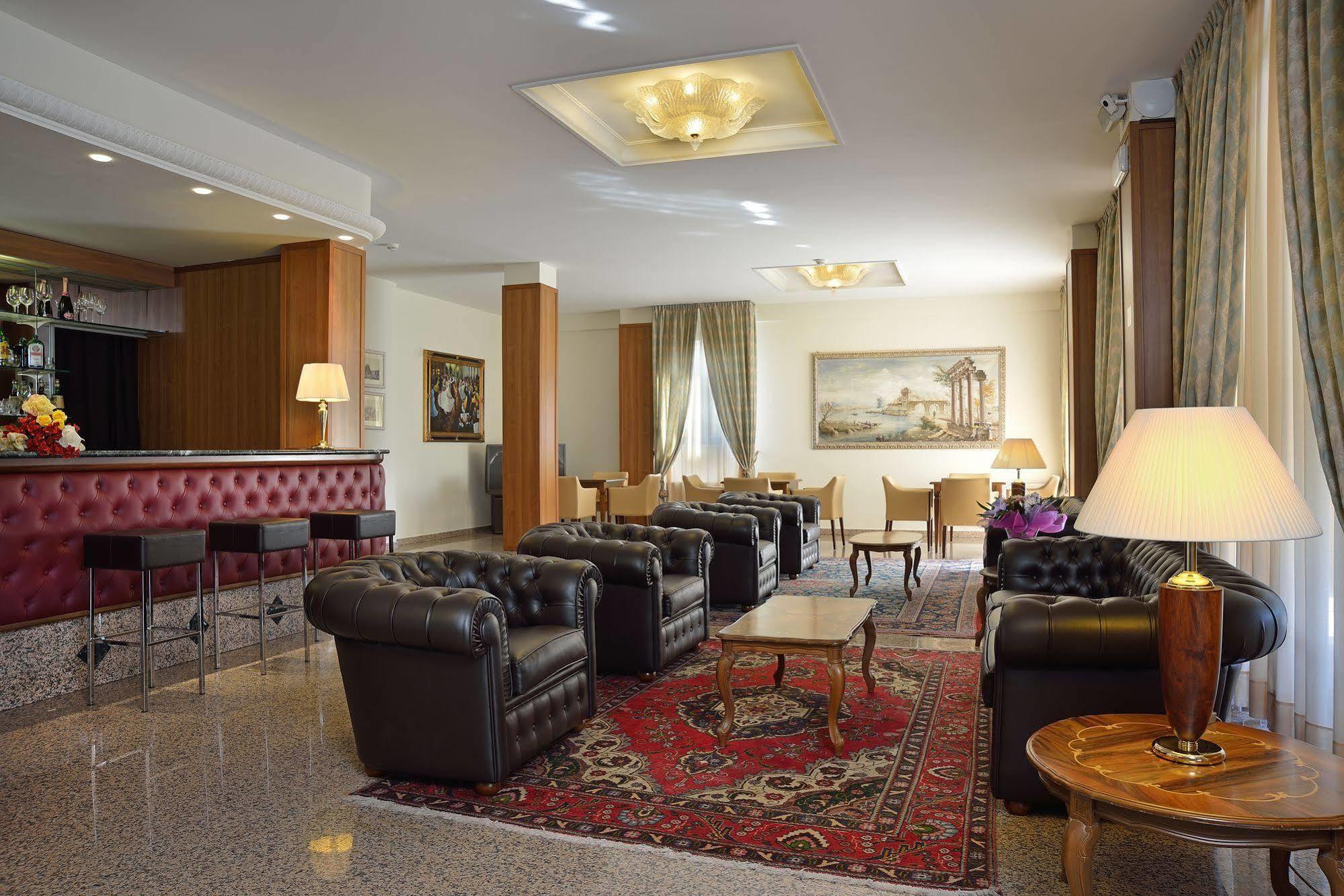 Hotel Rossini Pesaro Esterno foto